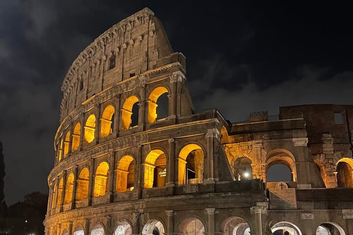 Rome by Night: Private or Small Group Golf Cart Tour