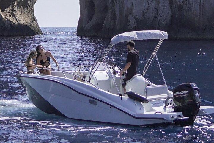 Excursiones privadas en barco desde Sorrento, Capri o Positano