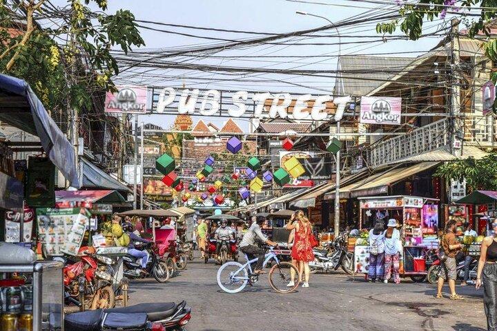シェムリアップ市内ツアー： ハート・オブ・カンボジアのライフスタイルを知る
