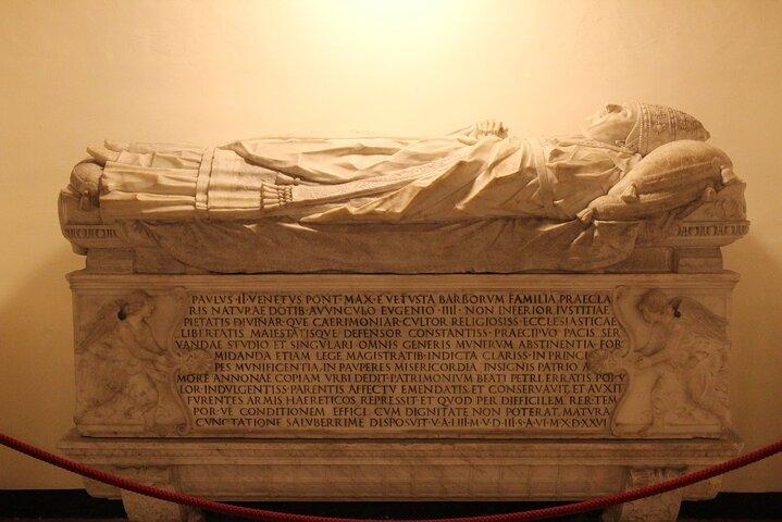 Basilica di San Pietro e Tombe dei Papi - Visita Guidata