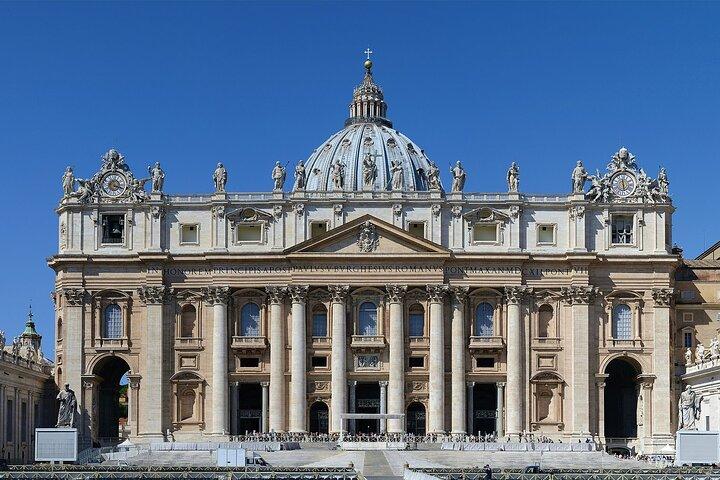 Basilica di San Pietro e Tombe dei Papi - Visita Guidata