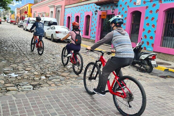 Tour in bicicletta a Oaxaca: storia, tradizioni e cultura