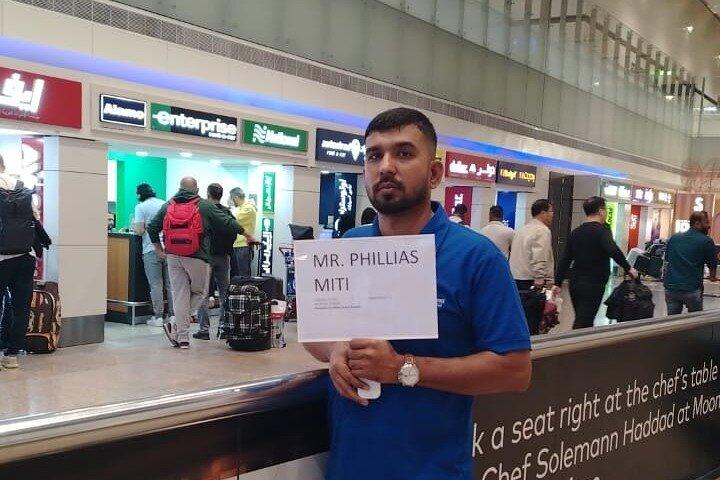 Dubai Private Airport Pick-up and Drop Serviços