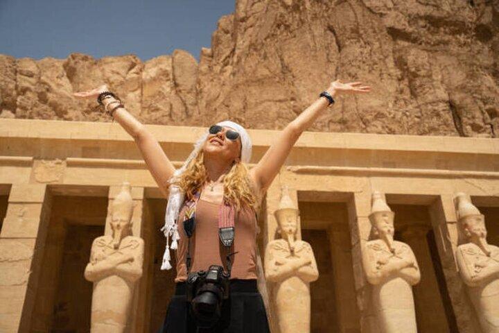 Aproveite Luxor em um tour privado de um dia pelas margens ocidentais do Nilo
