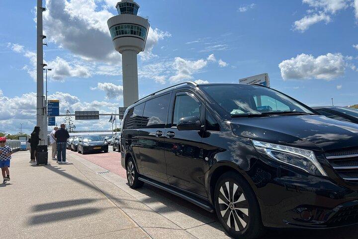 Private Transfer from Amsterdam Schiphol Airport to Amsterdam