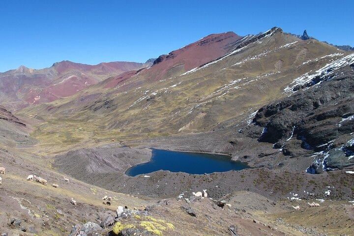 Hike to the 7 Ausangate lagoons 1 day