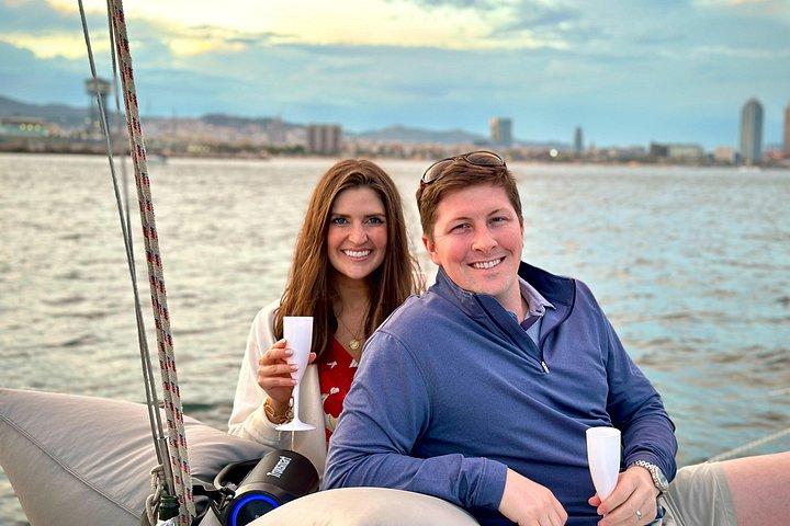 Shared Sunset Cruise with Unlimited Cava