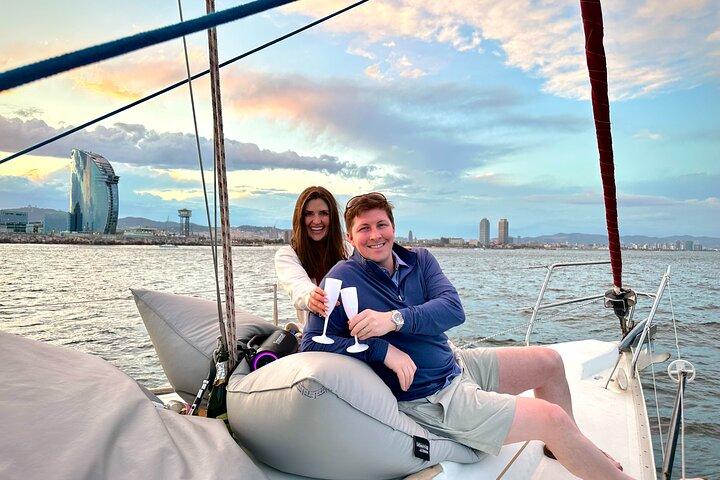 Perfekt plan: 4-timmars privat seglingstur i Barcelona