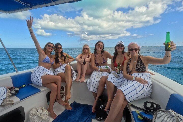 Excursion privée au coucher du soleil à Isla Mujeres (tout inclus)