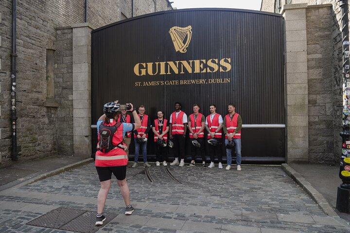 E-Bike Tour with a Local Guide in Dublin