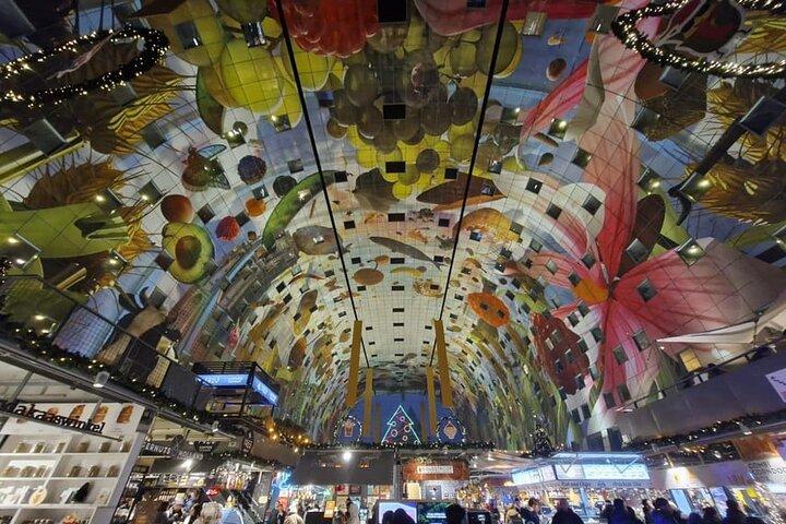 ロッテルダム市内散策（イタリア語またはスペイン語、現地ガイド付き）