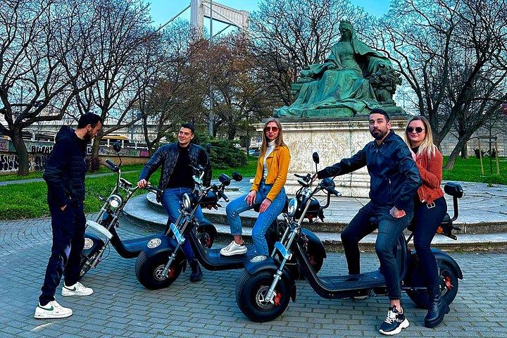 モンスターバイク観光ツアー～電動ローラーで行くシティブダペスト