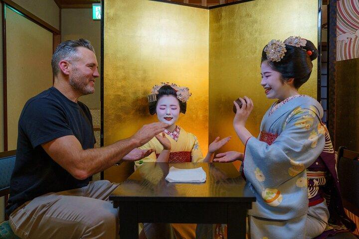 京都：祇園芸者文化・歴史散策ツアー