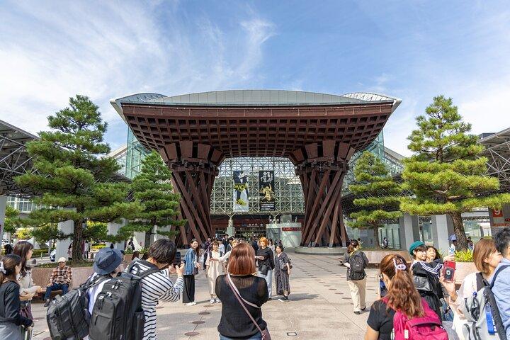 Excursion privée au départ du port de Kanazawa / Véhicule privé