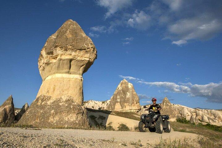 Quad Safari-rejse i Cappadocia langs Rose Sword og Love Valleys