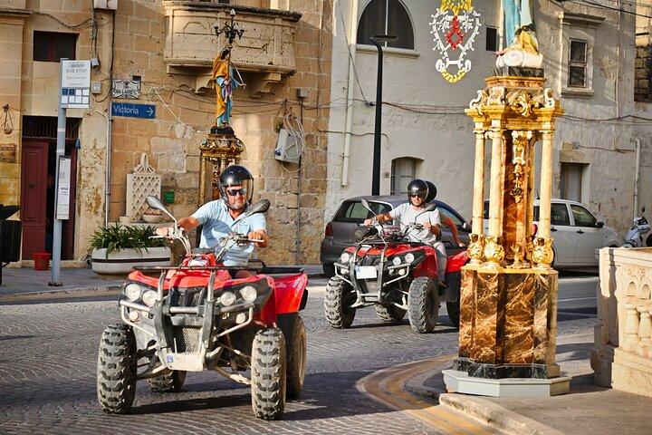 Gozo Tour Quad de dia inteiro com barco privado para Gozo e volta