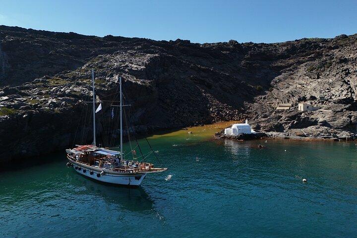 Aguas termales del volcán Santorini