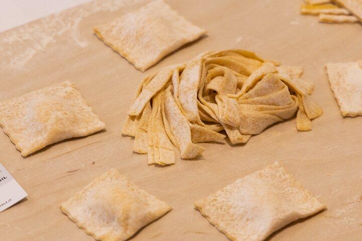 ローマでフェットゥチーネ・ラヴィオリとティラミスの料理教室