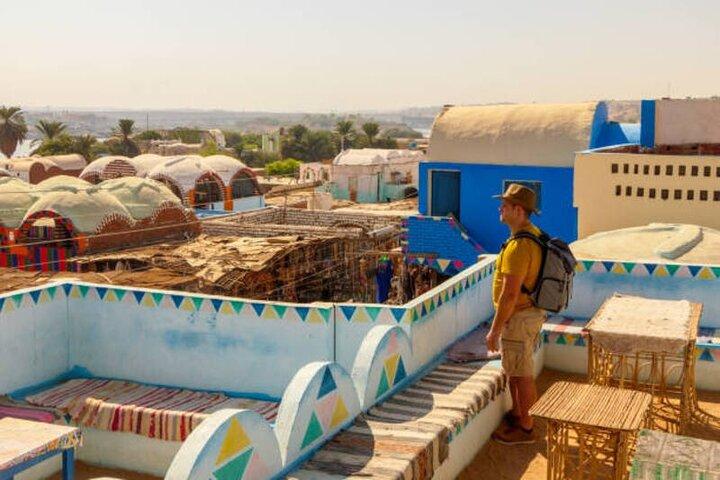 Luxor para Abu Simbel em 3 noites Voltar ao Cairo com um guia privado