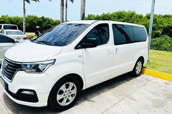 Trasferimento privato di andata e ritorno da Santo Domingo SDQ a Punta Cana