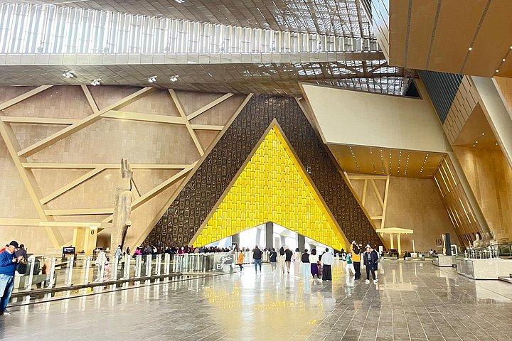 VIPプライベートギザピラミッドツアー＆アレクサンドリア港発スフィンクス