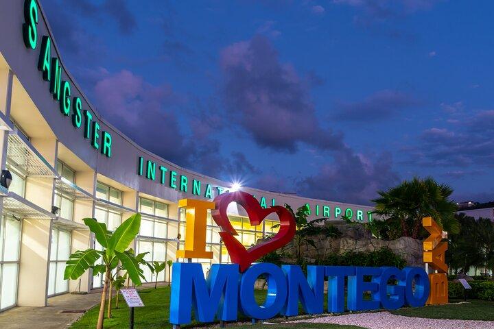 Transfert privé de l'aéroport de Sangster à Montego Bay à Ocho Rios Hôtels