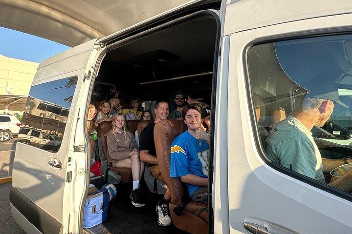 Trasporto aeroportuale con furgone sprinter dall'aeroporto PVR a Punta Mita