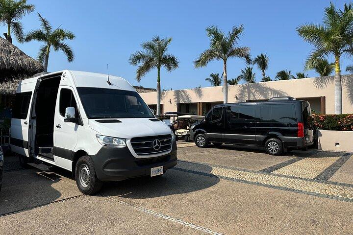 Trasporto aeroportuale con furgone sprinter dall'aeroporto PVR a Punta Mita