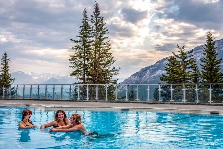 Banff: Visite en télécabine, source chaude et trois lacs