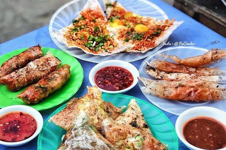 Da Nang Local Street Food Private Tour With Optional Evening Show