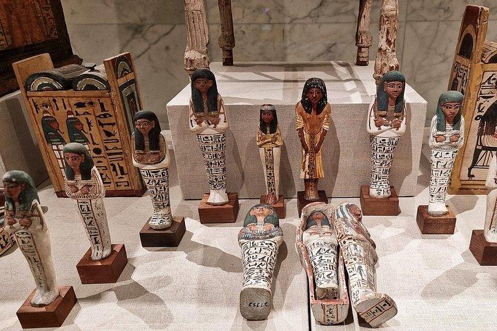 大エジプト博物館、ピラミッドへのプライベート日帰りツアー