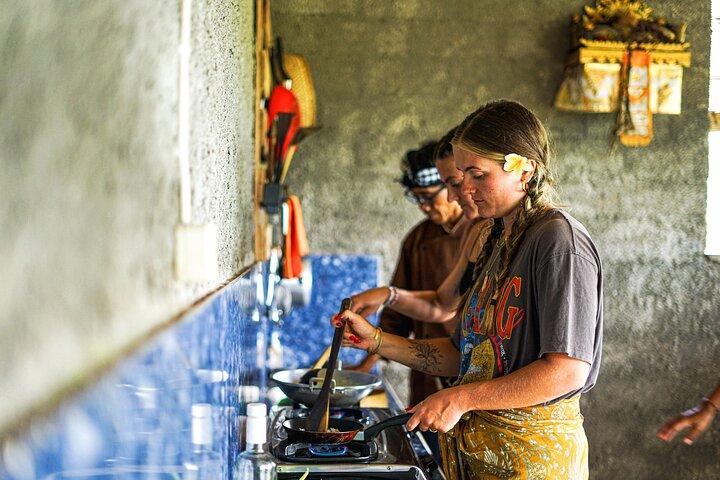 Private Traditional Bali Cooking Class in Sidemen