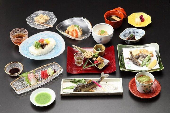 Kawadoko Dining Experience in Kyoto