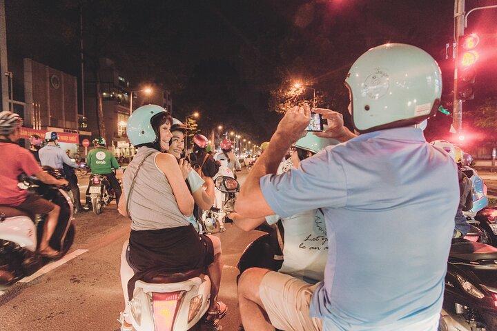 Saigon Highlight e invisibile in moto