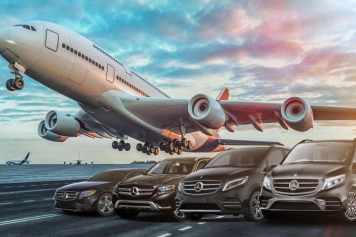 フルガダ空港からのプライベートラグジュアリートランスポート