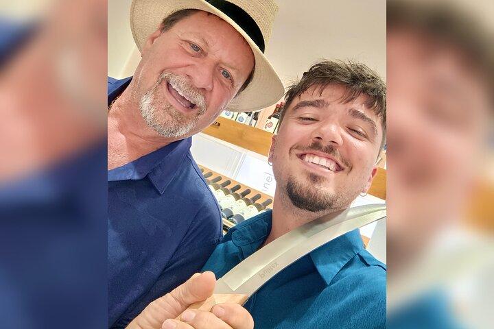 サントリーニ海岸小旅行をスタイリッシュに-カツィピス家