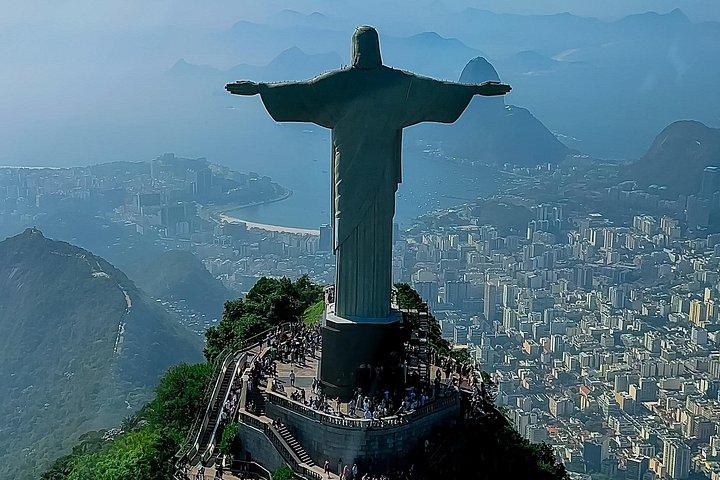 Rio : Helicopter tour at Christ the Redeemer - 30 minutes