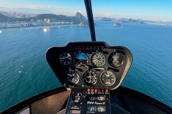 Rio : Helicopter tour at Christ the Redeemer - 30 minutes