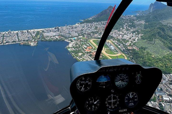 Rio : Helicopter tour at Christ the Redeemer - 30 minutes