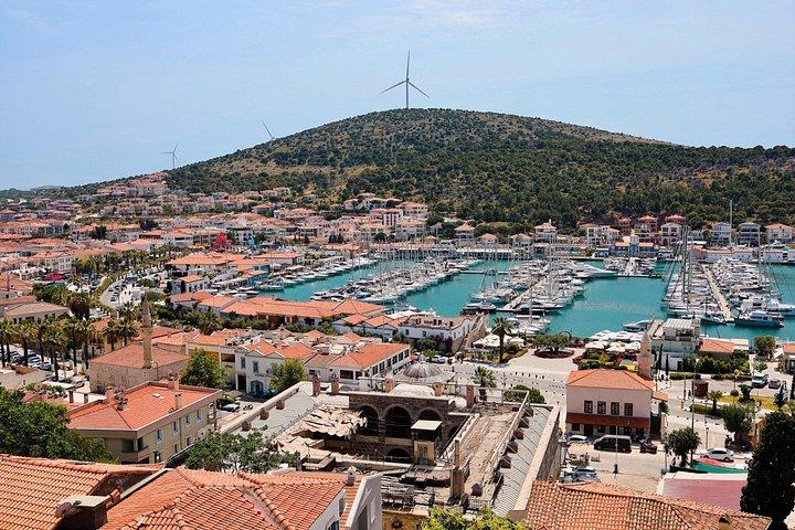 Alaçatı & Çeşme Chill Tour: Vibras, calles e instantáneas
