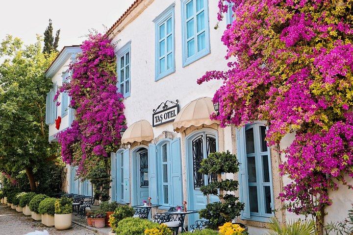 Alaçatı & Çeşme Chill Tour: Vibras, calles e instantáneas