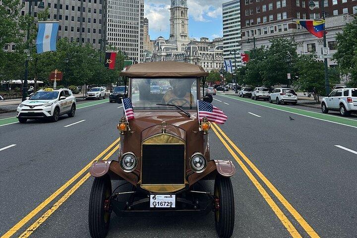 Esplora Philadelphia in auto d'epoca o carrello elettrico