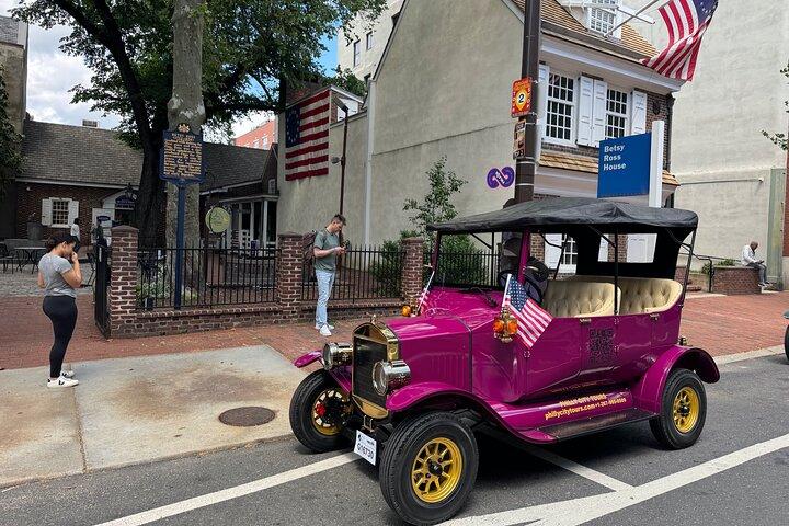 Esplora Philadelphia in auto d'epoca o carrello elettrico