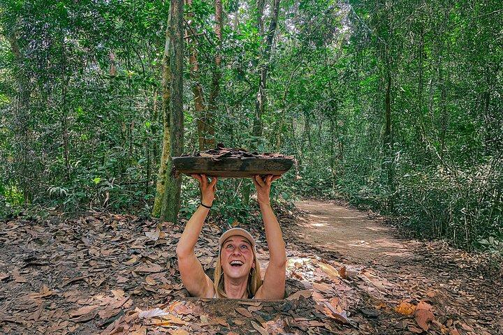 Private War Veteran CuChi Tunnels 1/2 Tour de Dia