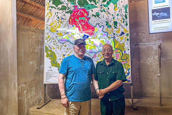 Private War Veteran CuChi Tunnels 1/2 Tour de Dia