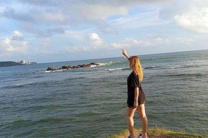 コロンボ日帰り旅行：ゴール城、マドゥリバーサファリ＆タートルハッチリー