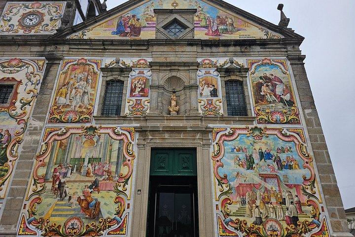Transfer- Porto to Lisbon (or reverse) with optional stops