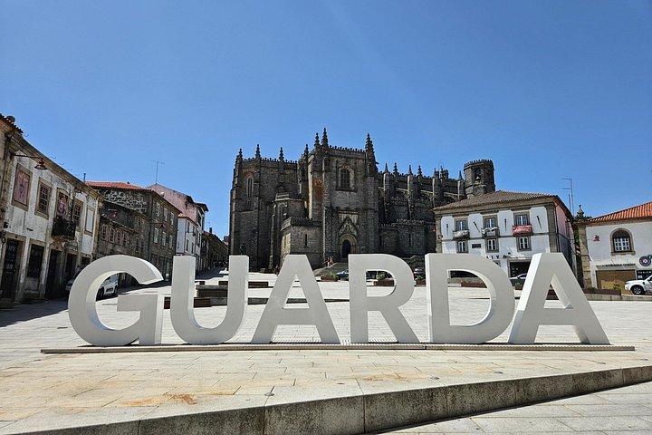 Transfer- Porto to Lisbon (or reverse) with optional stops
