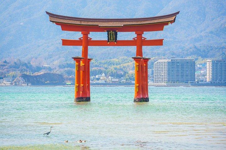厳島神社＆フェリーで行く広島・宮島日帰り旅行
