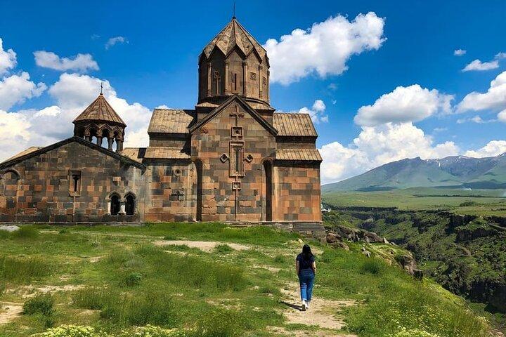 Tour di gruppo dei monasteri di Tbilisi e Akhtala Haghpat Sanahin Alaverdi